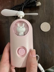 全新滿漢大餐USB充電隨身攜帶小風扇-粉色