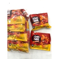 Chio Mie Pedas Manis 15gr 1 Dus Isi 10 Renceng / Snack Kemilan Ringan 1 Karton