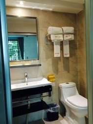 Yilv Sunshine Theme Hotel (Eternal Love Branch)