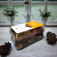 Coklat Hati Toples by Holland Bakery