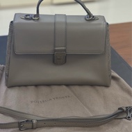 Bottega Veneta BOTTEGA VENETA 498993  Piazza 小牛皮