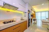Cozy Living And Spacious Studio At 28Th Floor Kemang Village Apartment
