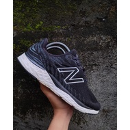 Second branded new balance Shoes UK 43