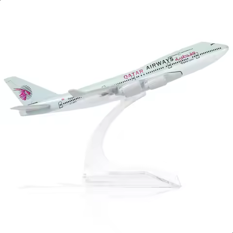 1:400 Boeing 747 Aircraft Model Qatar Diecast with Stand Collectible Display Aviation Enthusiast Men
