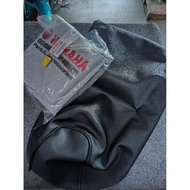 Y125ZR COVER SEAT 💯% ORIGINAL HLY 5XK-F470F-00