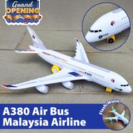 Air Bus A380 BFK50263E Malaysia Airline Aeroplane Toy Rotation Music Flash Kapal Terbang Airbus