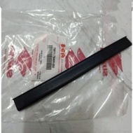 Rubber Bottom Glass Futura Carry 1300 cc Carry 1500 cc Price 2 Pc SGP Parts