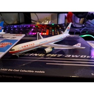 1/400 scale Eastern Boeing 767-300 aircraft model (Panda Model)