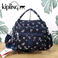 กระเป๋าถือหรือสะพายข้าง KIPLING Square Handbag &amp; Shoulder bag ขนาดกลาง วัสดุ Polyester 100%