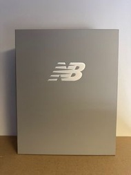 NEW BALANCE 禮物盒 NEWTRO系列 太陽眼鏡 cap 帽 附送眼鏡袋