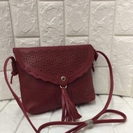 ▤▲∈kate Spade ♠️ Leather sling Bag simple and elegant style