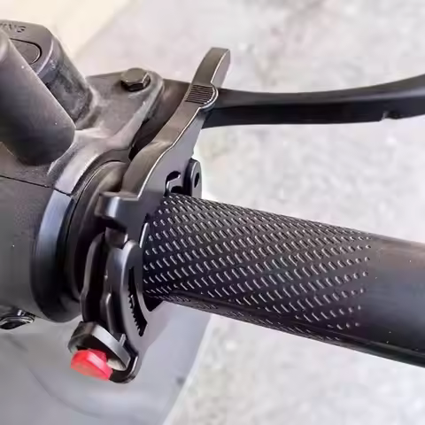 Motorcycle Throttle Cruise Control Motorcycle Cruise Throttle Clip Electric Scooter Throttle Lock Ha