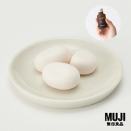 มูจิ ชุดหินสำหรับกระจายกลิ่นอโรม่า - MUJI Unglazed Stone Applicable for Essential Oil (10 pcs)