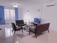 Satria Residence Next to Vivacity 1588 sqft for 9 person