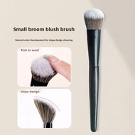 Blush Brush, Angled Broom-Style, Cream Contour & Foundation Multi-Function B0c5