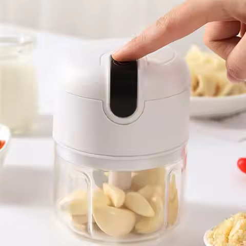 Garlic Masher, Chopper with USB Charging, Mini Food Processor - Multi Chopper - Garlic Blender