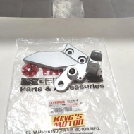Original Yamaha Vixion Old Right Front Foot Step Bracket (3C1 F7462)