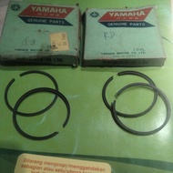 Yamaha twin rd 125 RD125 OS100 Piston Ring