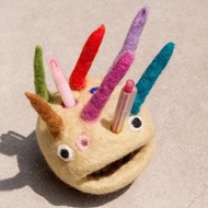 手工羊毛氈筆筒/文房具/筆筒/彩色羊毛氈筆筒-怪獸筆筒繽紛名片架