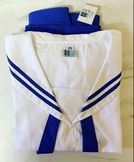 徵收校服校裙校章