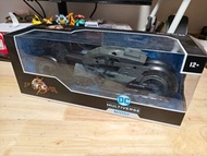 有盒 mcfarlane batman batcycle batmobile flash ben Affleck