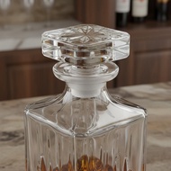 European Design Whiskey Glass Set with Lid Crystal Whiskey Decanter Set