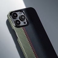 PITAKA | iPhone15 Pro 航太纖維磁吸手機殼半版浮織款