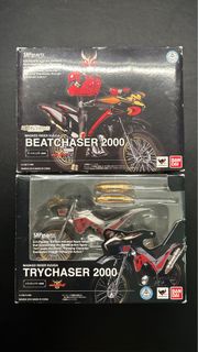 幪面超人 Kuuga 電單車 / beatchaser 2000 + Trychaser 2000 二手 +盒唔靚 + 內件新淨