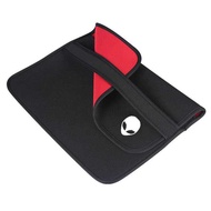 Alien Notebook Case - Protective Laptop Bag for Up to 15-inch Laptops | 52cm Capacity