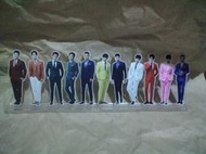 SUPER JUNIOR11人的官方人型立牌 由左而右 神童 圭賢 東海 銀赫 始源 晟敏 利特 厲旭 希澈 藝聲 強仁