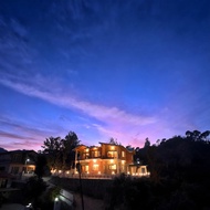 Vila 402 m² dengan 4 bilik tidur dan 4 bilik mandi peribadi di Bhimtal (Silvara: 4BHK Villa nr Kainc