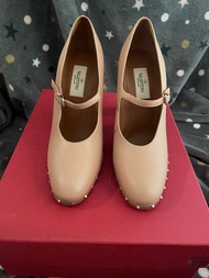 Valentino 高跟鞋