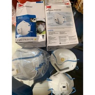 Mask 3M 8822 Valve P2 HEADLOOP Made In Korea ORIGINAL NEW STERILE HYGIENIC GUARANTEE BOX Contents of