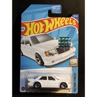Hot wheels Mercedes 500 E US card