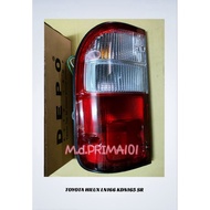 TOYOTA HILUX LN166 KDN165 SR REAR LAMP TAIL LAMP