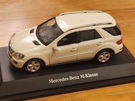 Mercedes-Benz M-Klasse 模型車