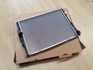 หม้อน้ำ BMW Series 1 E81/E88 Series 3 E90/E91 Z4 E89 X1 E84 เครื่อง N43 N45 N46 N52 N53