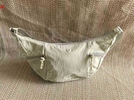 2025 New Womens Bag Lulu Crossbody Dumpling Bag Fitness Yoga Saddle Bag （ALO LULU）