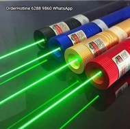 綠激光鐳射筆，內置鋰電池，USB直接充電。Laser Pointer. High Visibility Green Beam. Rechargeable