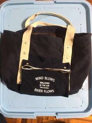 韓系大容量雙層帆布旅行袋(可放鞋子)，WIND BLOWS可外掛行李箱拉桿旅行