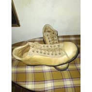 kasut boots jenama bata.