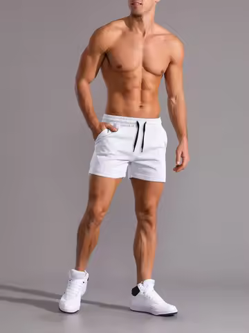 Men's white summer sports shorts, simple & stylish. Trendy 3-point, casual 4-point shorts, mid-lengt