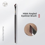 HUACHUNTANG | Angular Sickle Detail Makeup Brush Extra Thin Fine