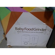 Baby food grinder from momo house