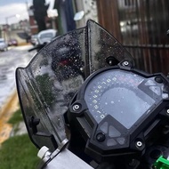 Z650 Motorcycle Windscreen Flyscreen Wind Deflector w/ Mounting Bracket Fit For kawasaki Z 650 2017 