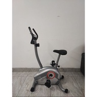 Gintell Threadmill SporTrek Xtra (free bicycle + Hip Massage)