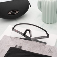 OAKLEY OO9463-18 Sutro Lite(A) Matte Carbon Clear Photochromic
