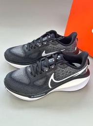 Nike Air Zoom Vomero 17