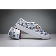 Vans Authentic Square Design