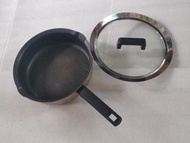 WOLL 煎鍋連蓋 24cm 3.1 L ( 咩爐頭都用到, 看圖2 )